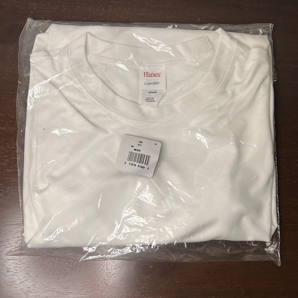 NWT Hanes White T Shirt